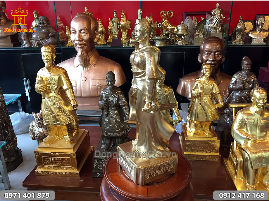 tượng nữ tướng lê chân đồng thau